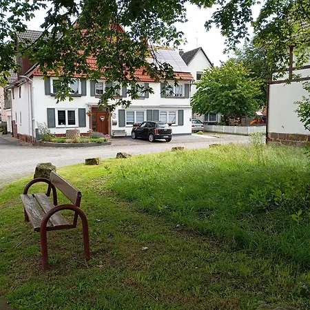 Apartment Zimmerflair Waldecker Land *