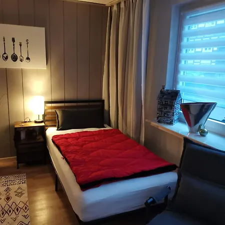 Zimmerflair Waldecker Land Apartment