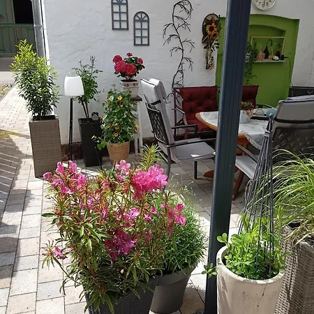 Zimmerflair Waldecker Land *