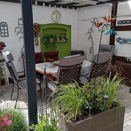 Zimmerflair Waldecker Land *