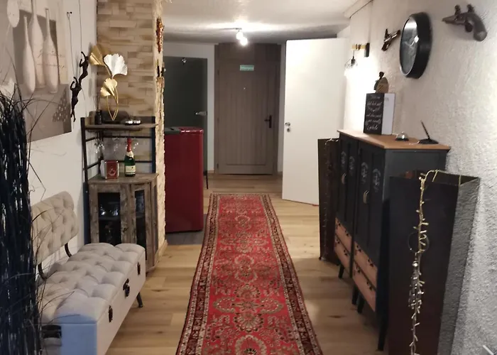 Zimmerflair Waldecker Land *